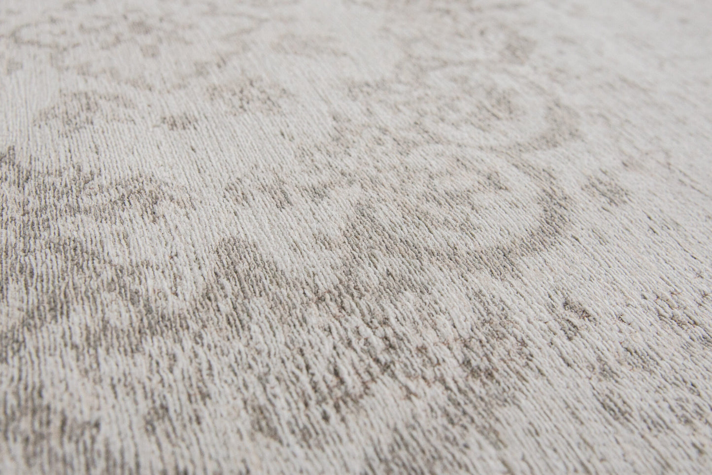 Medallion Salt And Pepper 8383