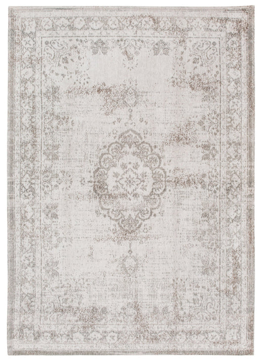 Medallion Salt And Pepper 8383